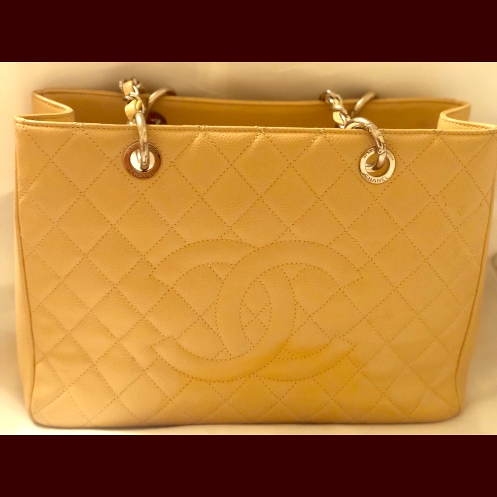 100% authentic Chanel bag
